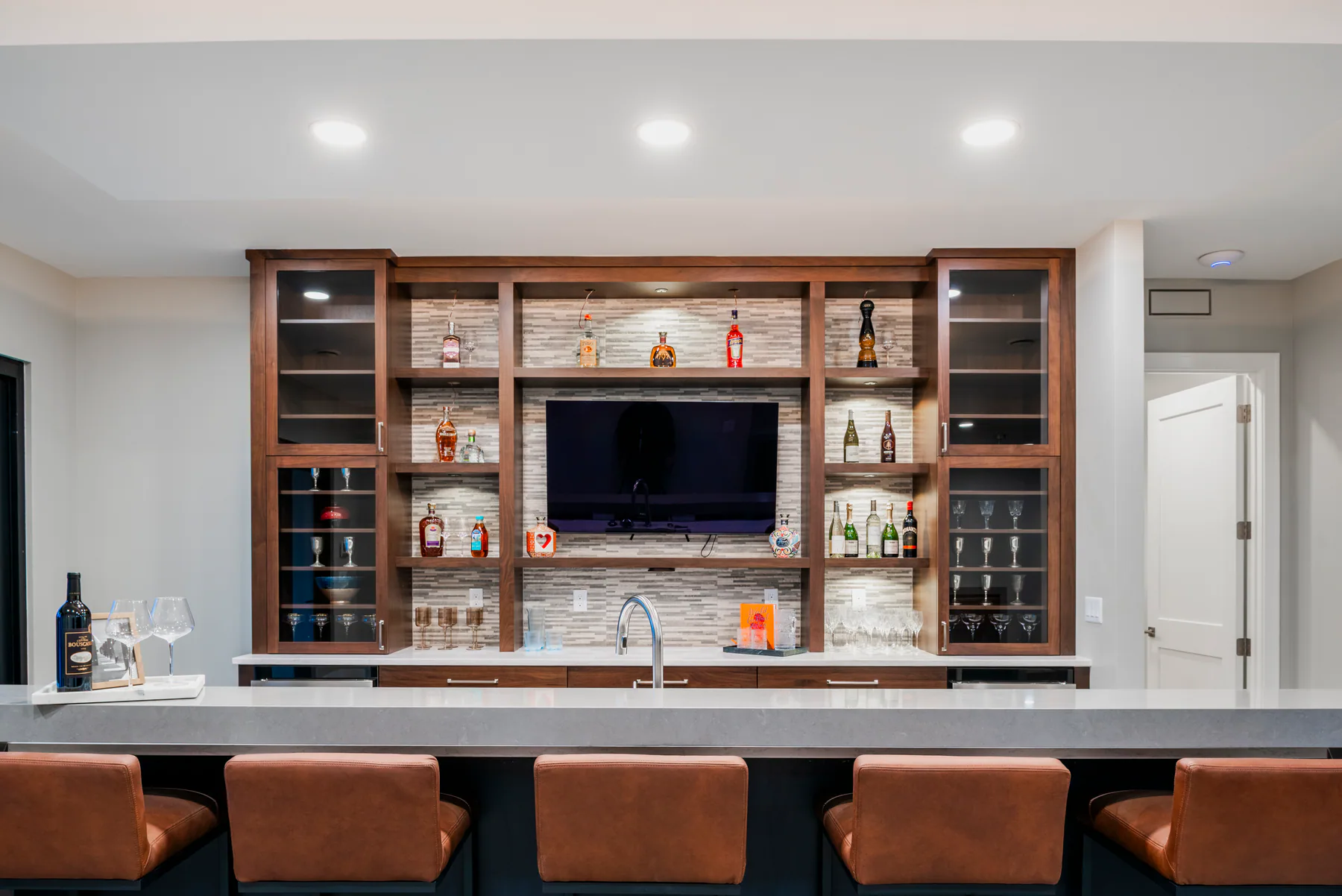 Private Residence, completed project view 3 of 6